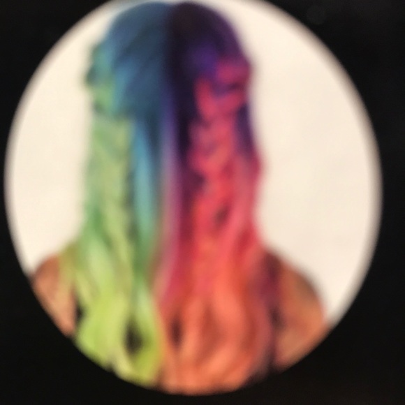 Meet your Posher, Rania - Picture 1 of 1